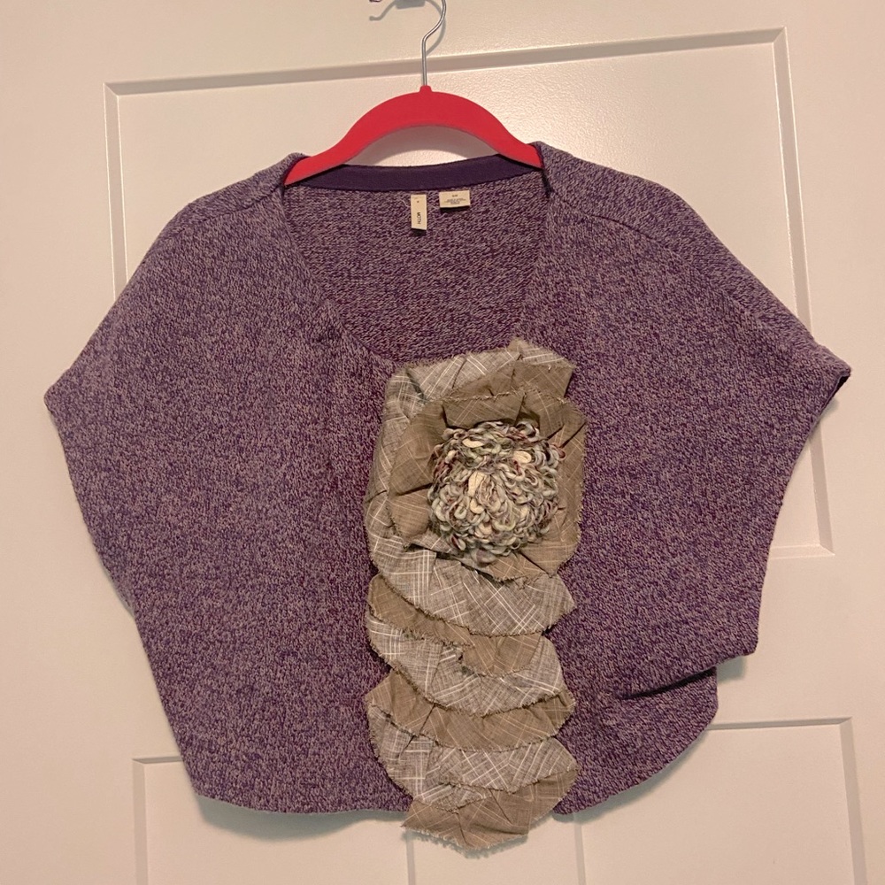 Cropped knit sweater